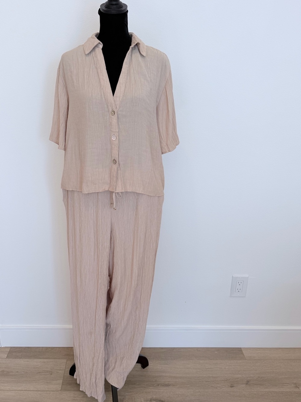 Zara Linen-Blend Pants Set (Top & Bottoms) - Picture 14 of 15